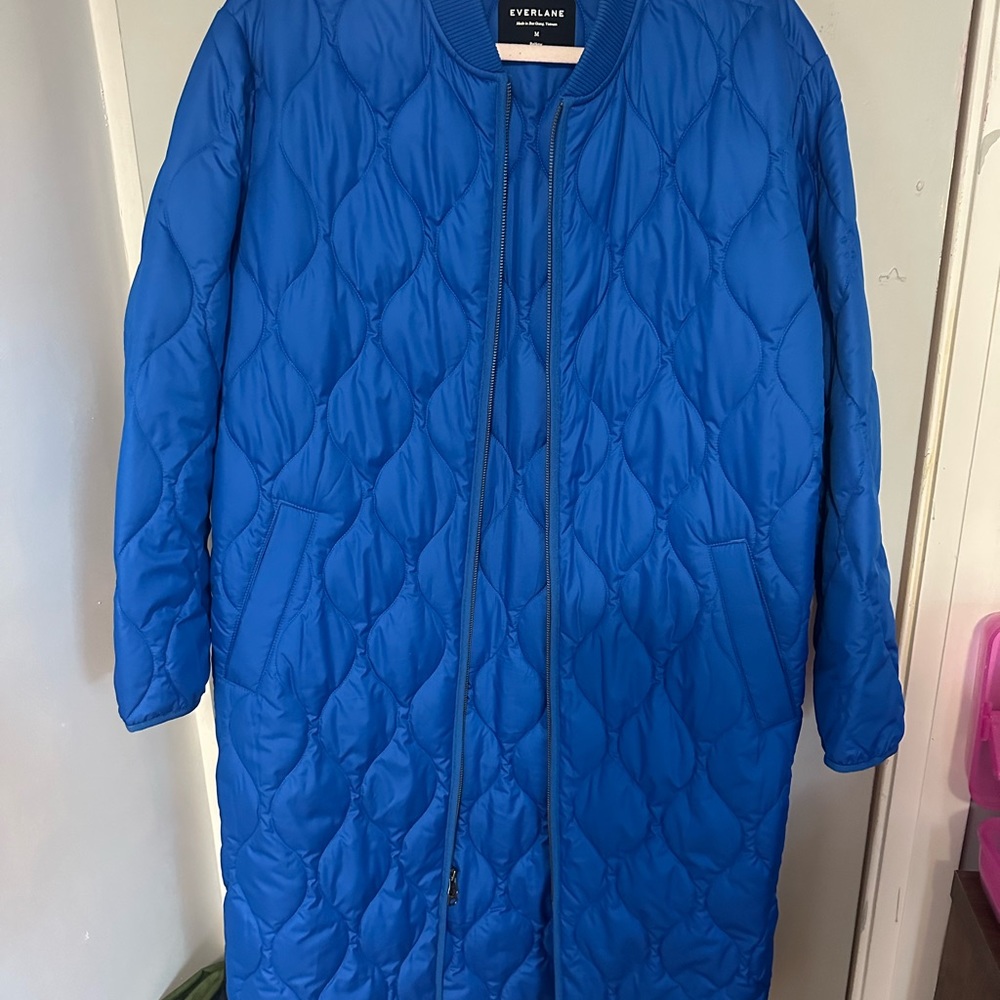 Everlane size medium quilted midi jacket -royal blue/cobalt